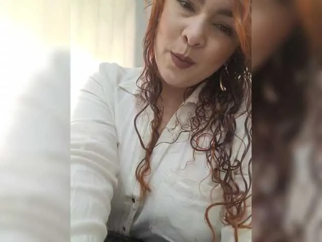 Loli_Belle – webcam model profile photo Image 2