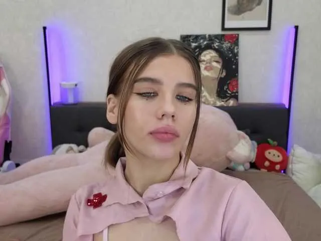 Silviyaa – webcam model profile photo Image 10