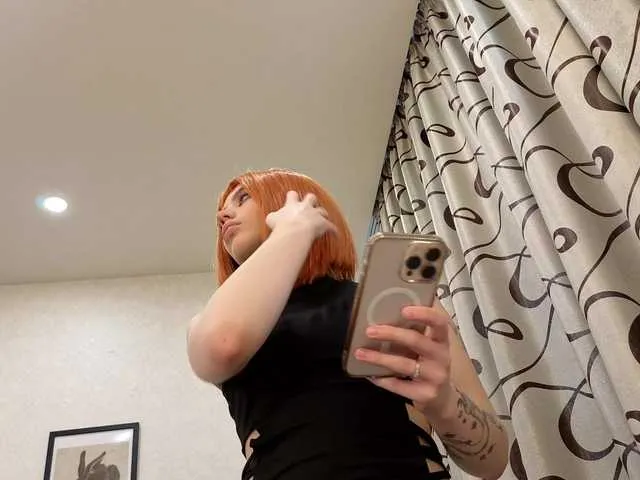 Silviyaa – webcam model profile photo Image 15