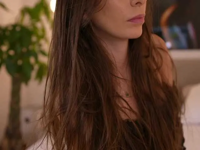 ChelseaBlondeUK – webcam model profile photo Image 9