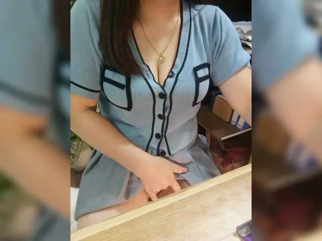 Loli_Belle – webcam model profile photo Image 8