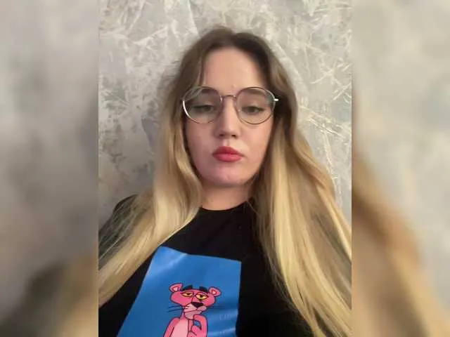 VioletchelseaBabesatation – webcam model profile photo Image 3