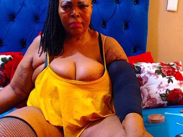 LorrySkye – webcam model profile photo Image 5