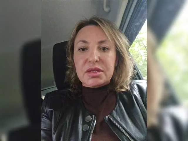 blondeangel_4u2 – webcam model profile photo Image 17