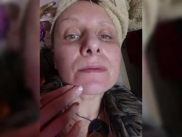 EksaCake – webcam model profile photo