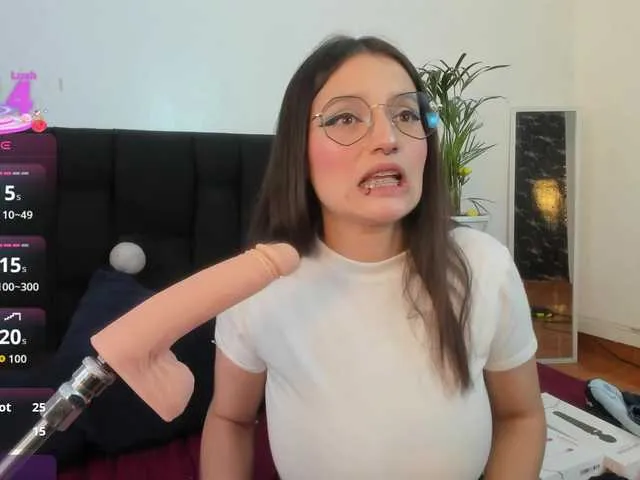 BlondeScarlettx – webcam model profile photo Image 13