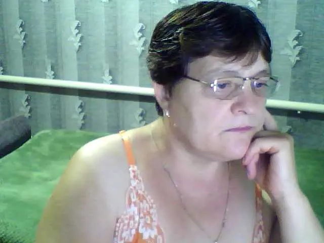 blondeangel_4u2 – webcam model profile photo Image 11