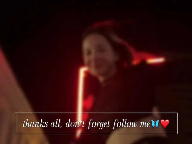 BlondeScarlettx – webcam model profile photo Image 13