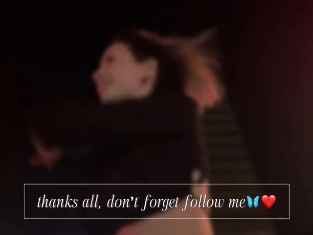 BlondeScarlettx – webcam model profile photo Image 16