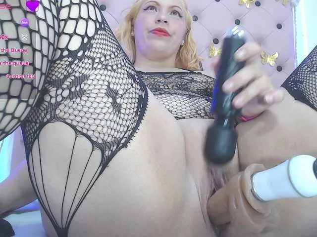 VallerieJones – webcam model profile photo Image 2