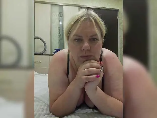 BlondeScarlettx – webcam model profile photo Image 7