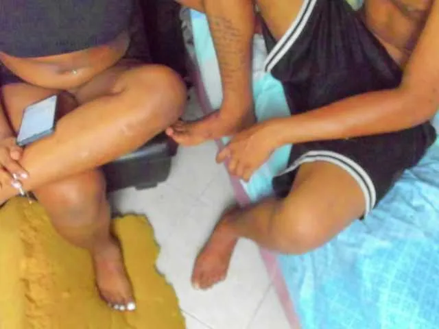 LinaTwins – webcam model profile photo Image 14