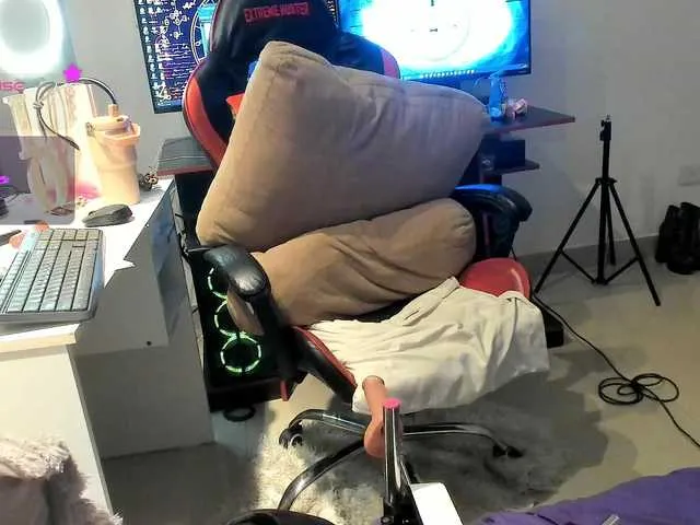 MartinaCroxx – webcam model profile photo Image 19