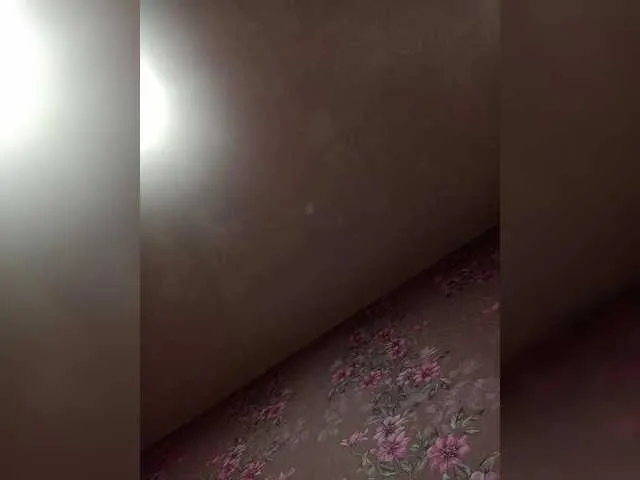 Hanna_Blondee – webcam model profile photo Image 17