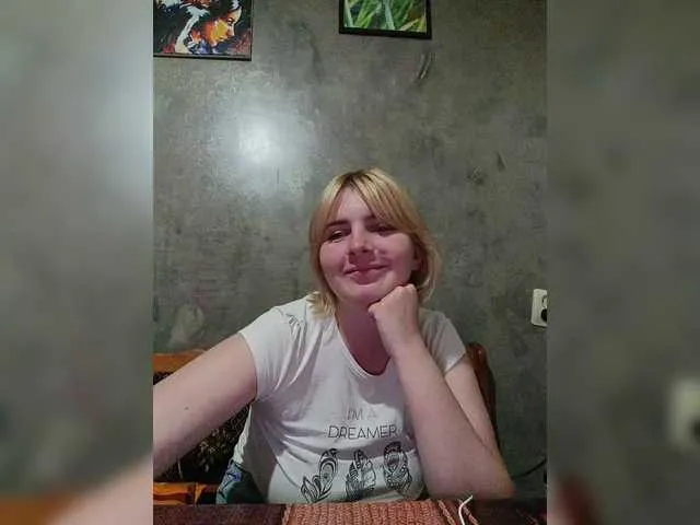 BlondeScarlettx – webcam model profile photo Image 10