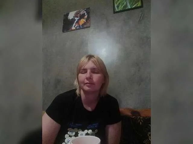 BlondeScarlettx – webcam model profile photo Image 11