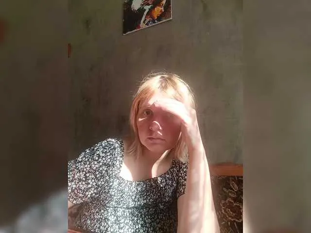 BlondeScarlettx – webcam model profile photo Image 18