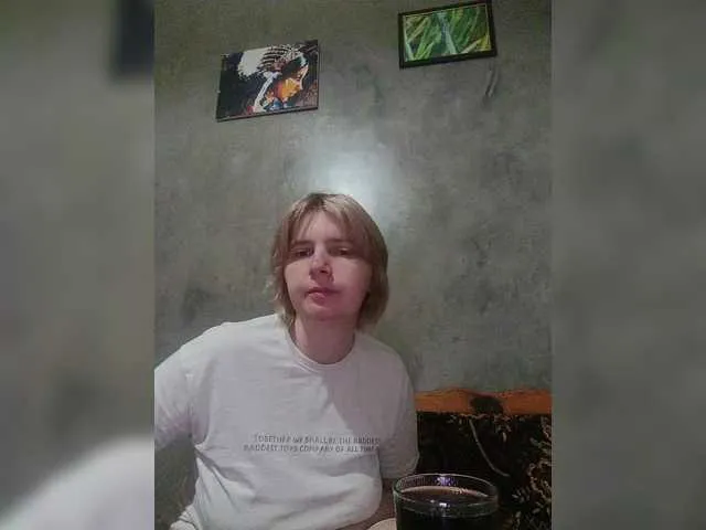 BlondeScarlettx – webcam model profile photo Image 2