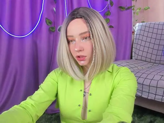 EditaMilf – webcam model profile photo Image 13