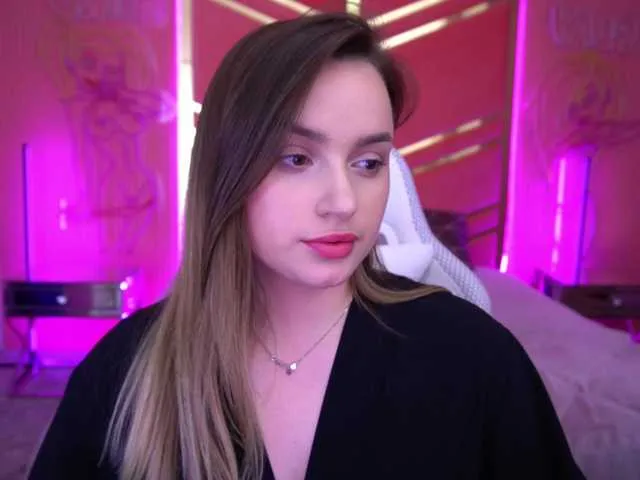 FloraGreys – webcam model profile photo