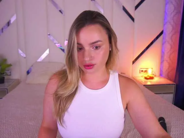 SusyBlair – webcam model profile photo Image 8