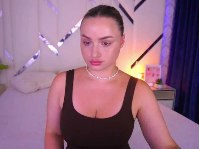 SusyBlair – webcam model profile photo Image 9