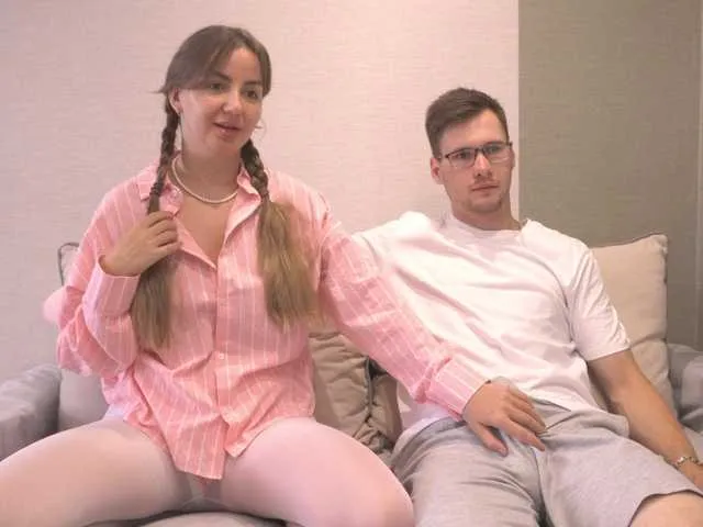 HEYBANANA – webcam model profile photo Image 14