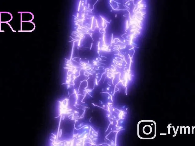 SweetieEva – webcam model profile photo Image 3