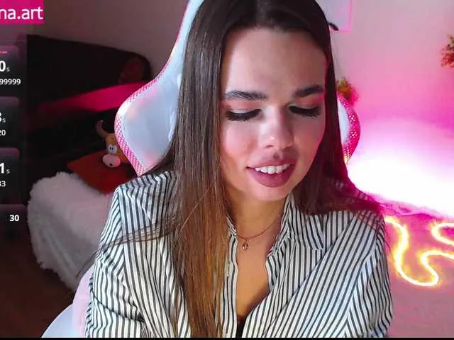 GiaVibey – webcam model profile photo