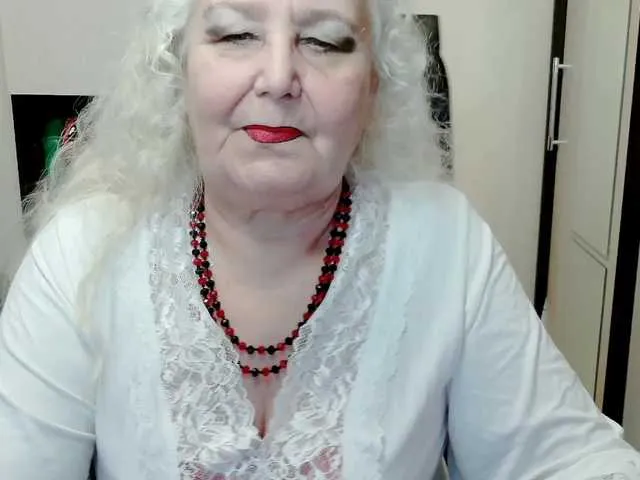 --Tati-- – webcam model profile photo Image 16