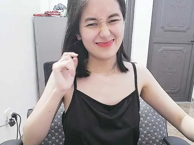 Pizdana – webcam model profile photo Image 3