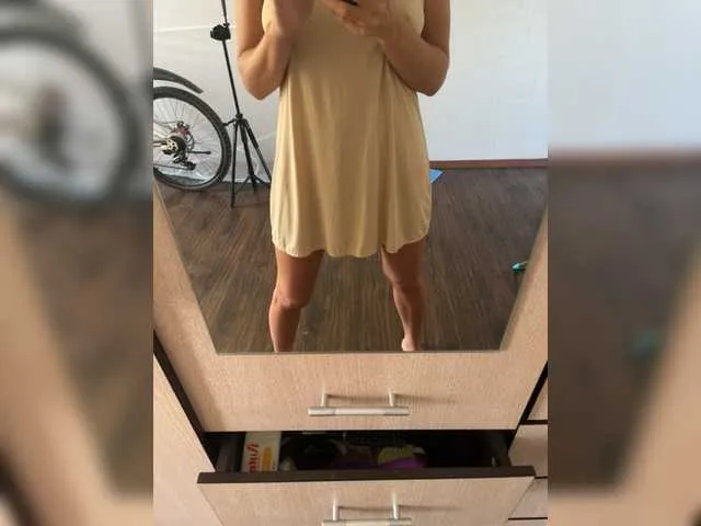 Sexycikas – webcam model profile photo Image 13