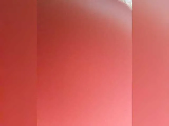 GreenEyesBlondeyUK – webcam model profile photo Image 3