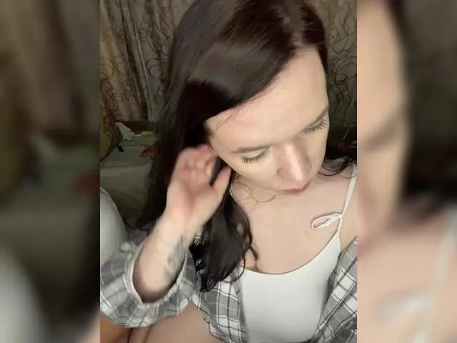 -Breid-1 – webcam model profile photo Image 7