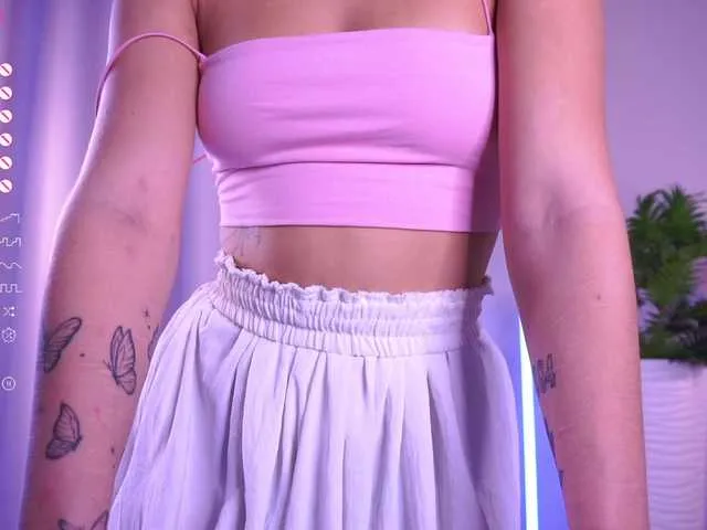 SusyBlair – webcam model profile photo Image 13