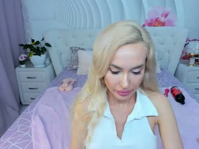 SofiaSins – webcam model profile photo Image 12