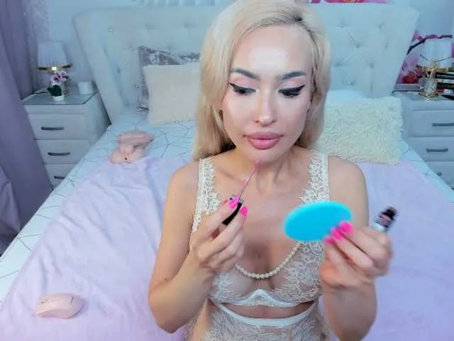 SofiaSins – webcam model profile photo Image 4