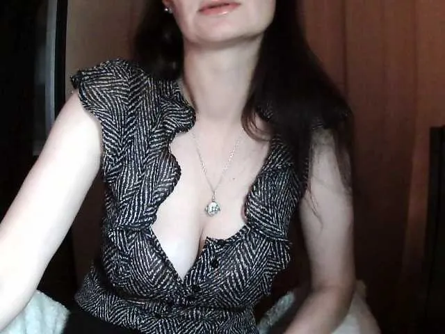 ELENA-XXX – webcam model profile photo Image 18