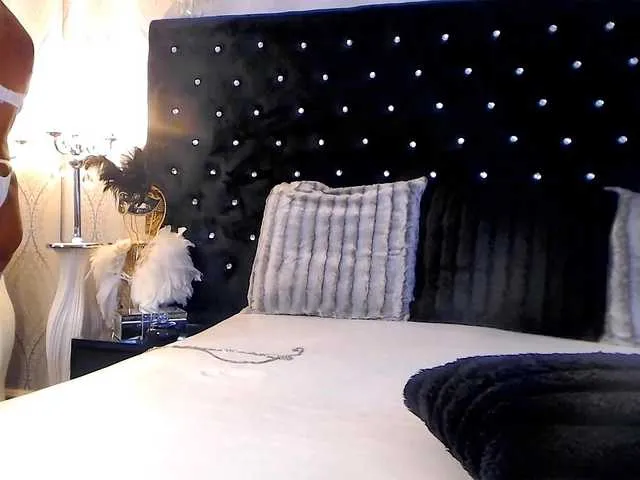 Missmeratrix – webcam model profile photo Image 2