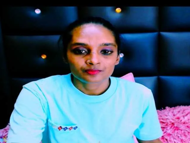 SusyBlair – webcam model profile photo Image 11