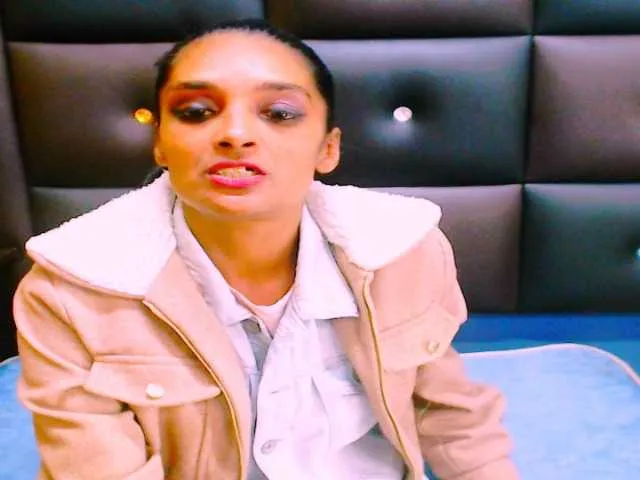 SusyBlair – webcam model profile photo Image 9