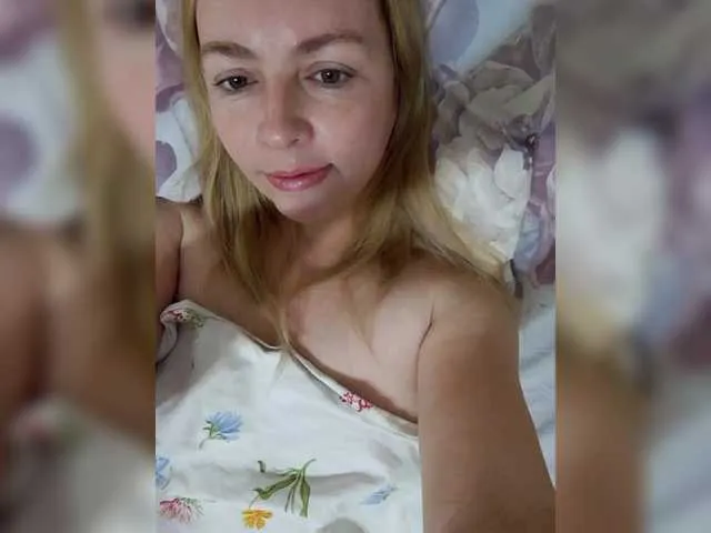 BabeBeth40 – webcam model profile photo Image 2