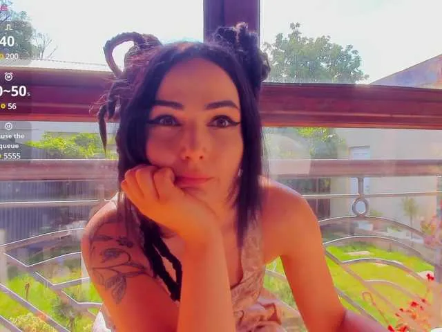 Blondebrookex – webcam model profile photo Image 2