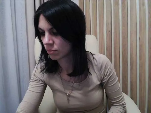 --Tati-- – webcam model profile photo Image 3