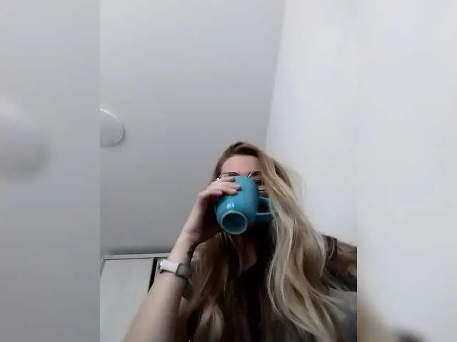 Irina11 – webcam model profile photo