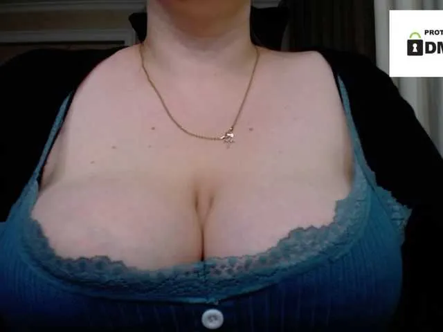 MarilynRainbow – webcam model profile photo Image 8