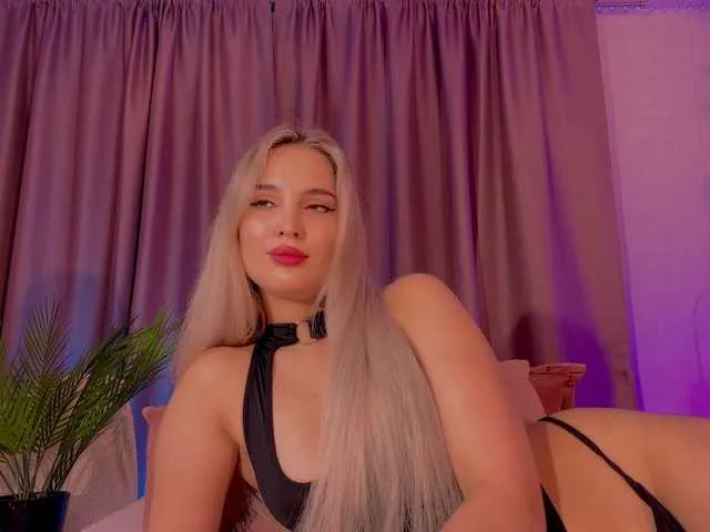 Hanna_Blondee – webcam model profile photo Image 5