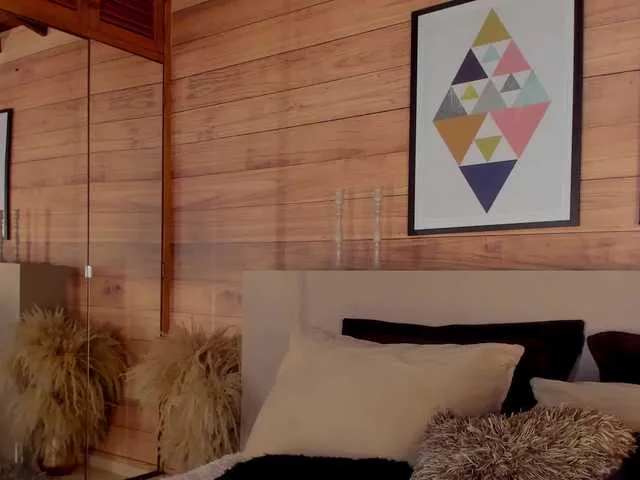 Olvia7985 – webcam model profile photo Image 16