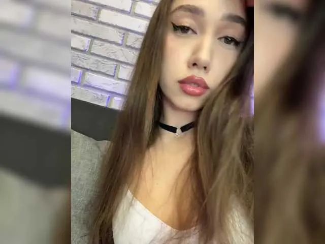 LorrySkye – webcam model profile photo Image 10