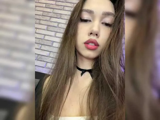 LorrySkye – webcam model profile photo Image 14